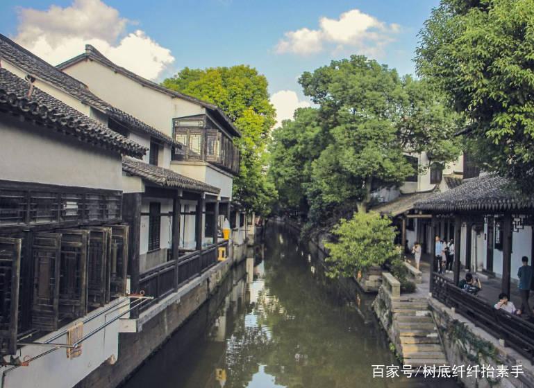 悬崖跳水运动